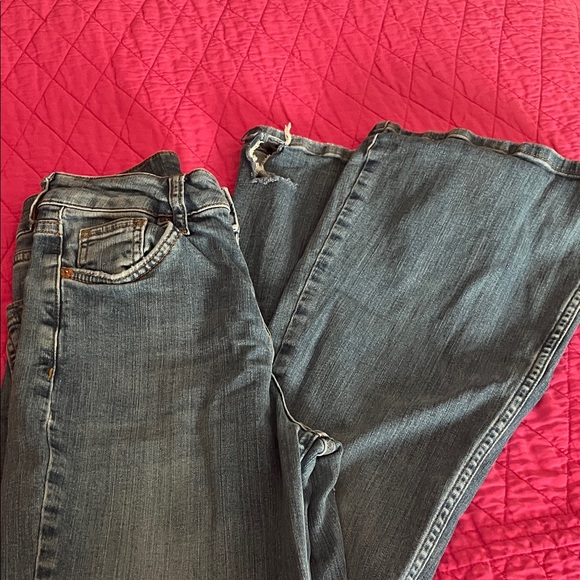 BDG Flare Women's Jeans in Blue - Picture 4 of 6